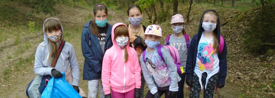 Przyjazny Kąt: akcja sprzątania lasu w czerwcu