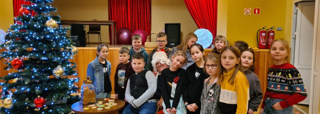 WDK Raciąż: dzieci dekorowały ciasteczka